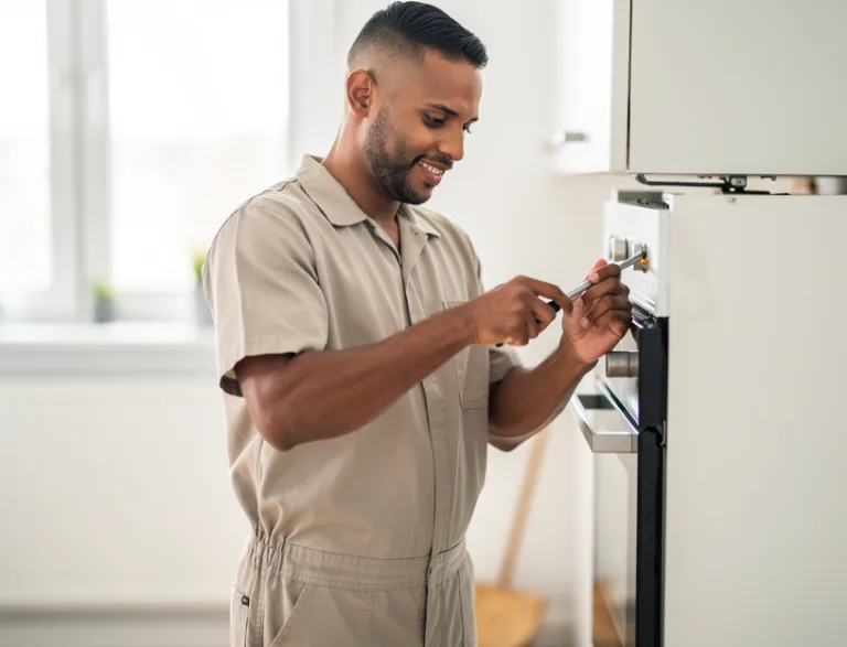 Handyman service in Scarborough